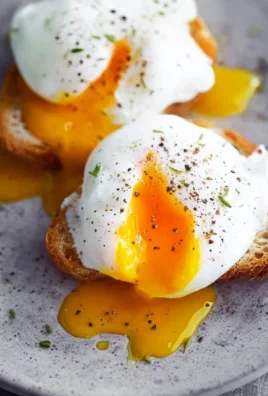 Step-by-step guide on how to poach an egg perfectly