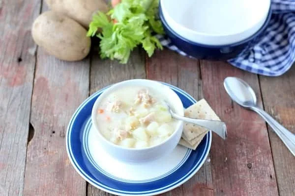Easy Clam Chowder Recipe